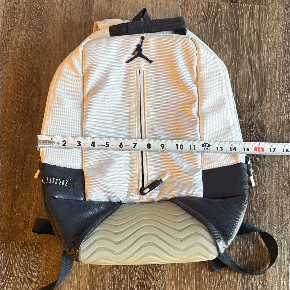 Concord Jordan Black and White Men's Backpack